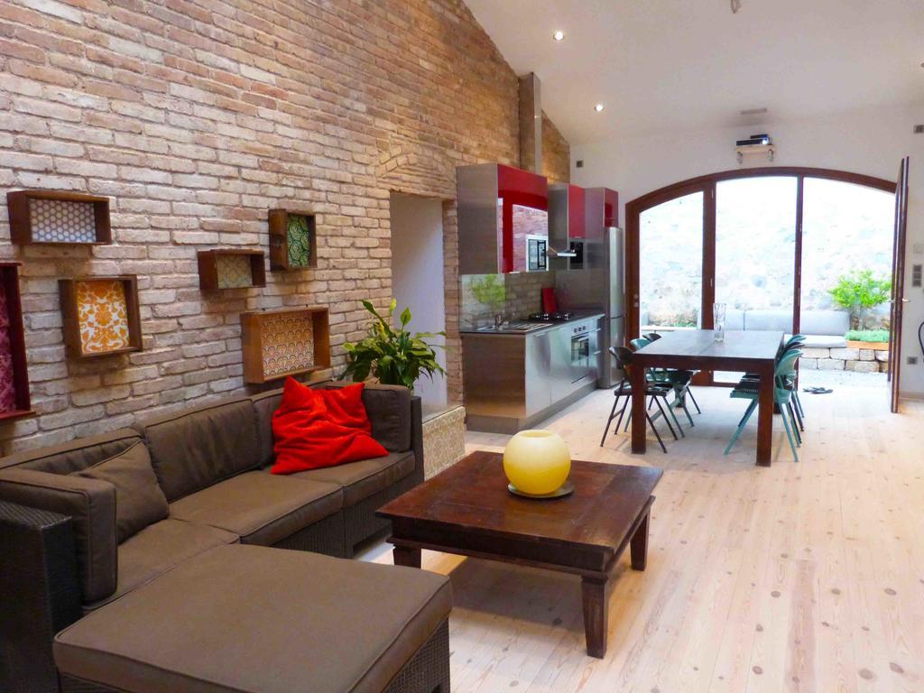 Affittacamere Casa Vella del Panta Riudecanyes Esterno foto